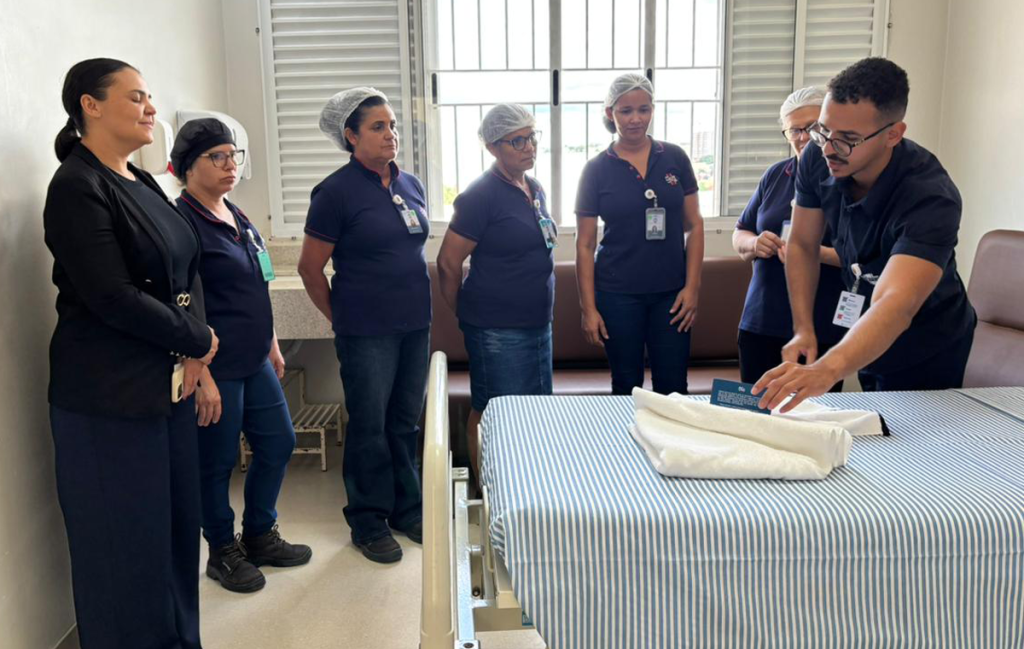 Hospital Evangélico Goiano apresenta novo enxoval hospitalar e reforça cuidado humanizado