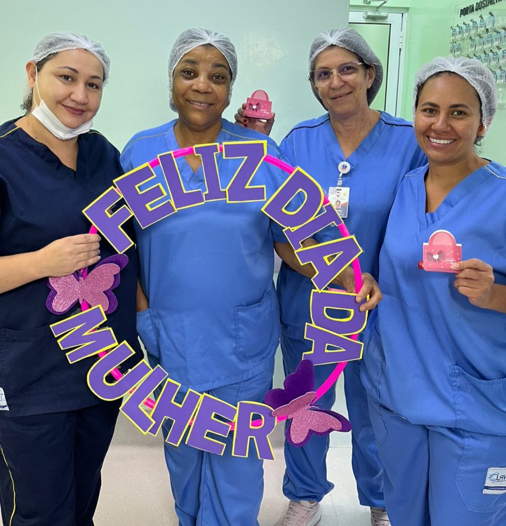 Reconhecimento e carinho marcam homenagem às mulheres do Hospital Evangélico Goiano